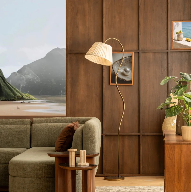 Kaze Floor Lamp